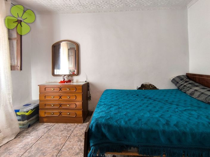 Image No.3-4 Bed Village House for sale