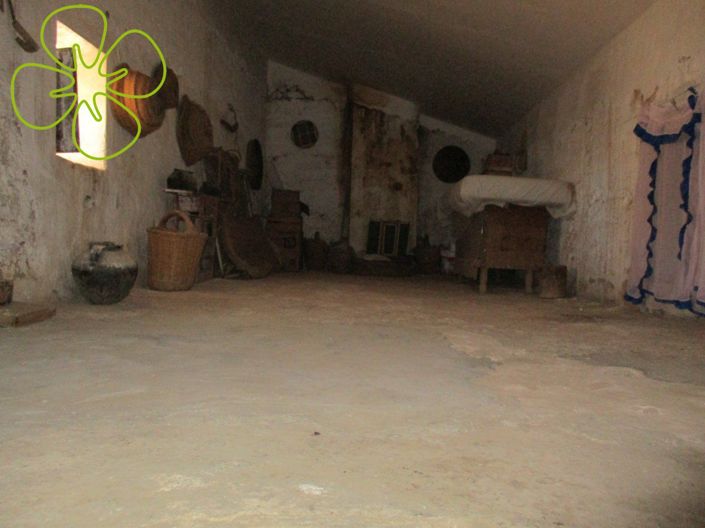 Image No.20-3 Bed Country House for sale