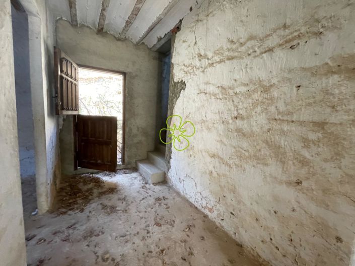 Image No.9-4 Bed Country House for sale