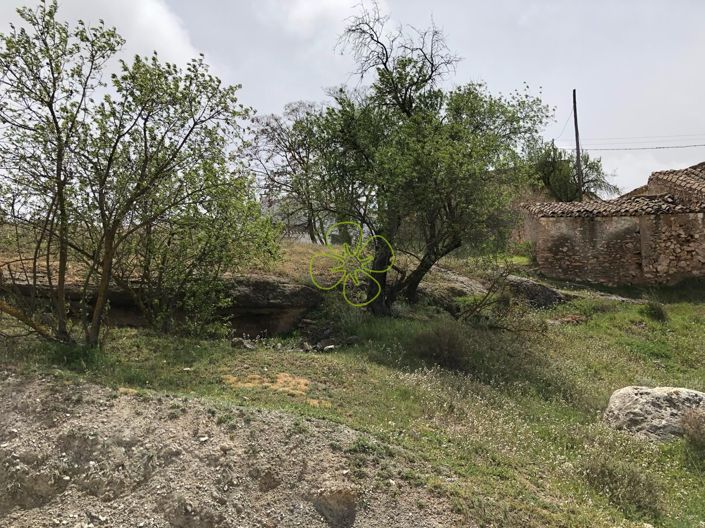 Image No.6-2 Bed Country House for sale