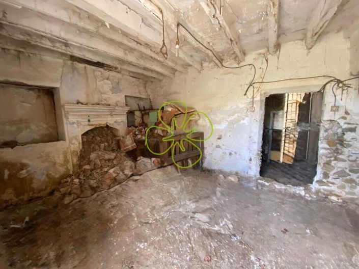 Image No.3-2 Bed Country House for sale