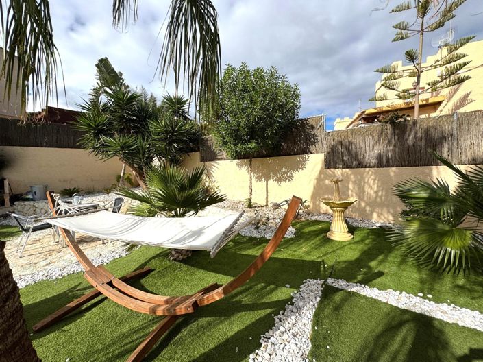 Image No.2-4 Bed Villa for sale