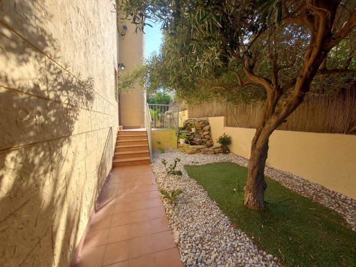 Image No.29-4 Bed Villa for sale