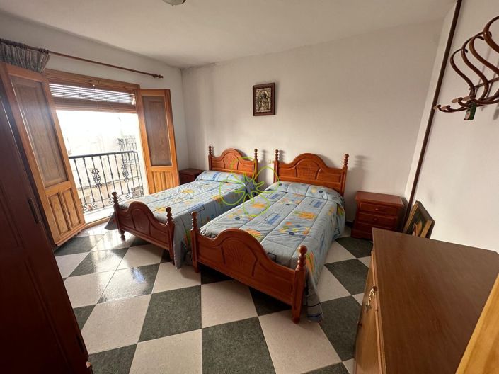 Image No.20-6 Bed Village House for sale