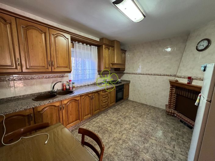 Image No.13-4 Bed Village House for sale