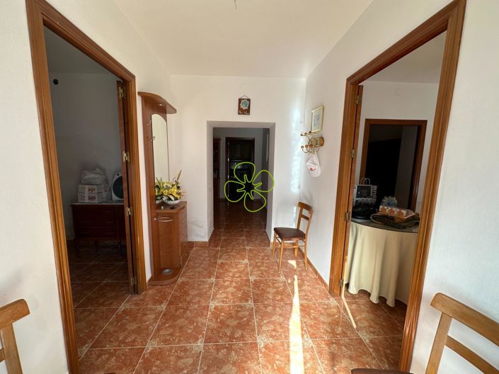 Image No.2-4 Bed Village House for sale