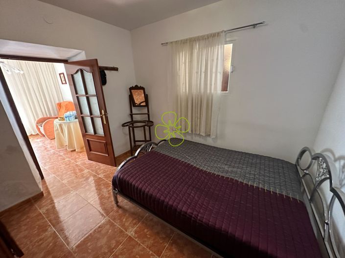 Image No.6-4 Bed Village House for sale