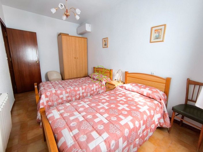 Image No.10-5 Bed Village House for sale