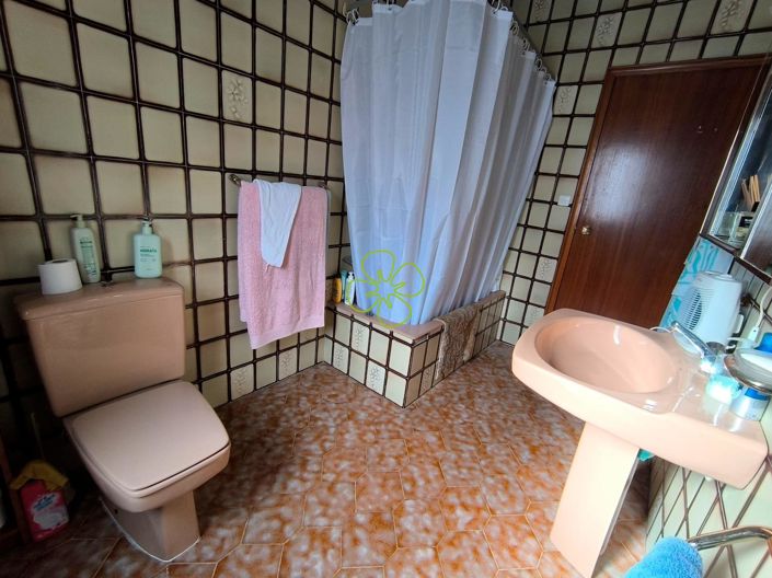 Image No.12-5 Bed Village House for sale