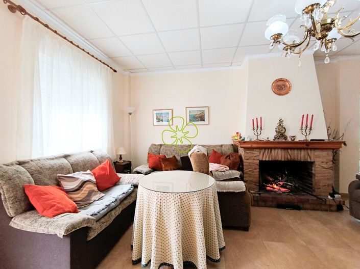 Image No.3-5 Bed Village House for sale