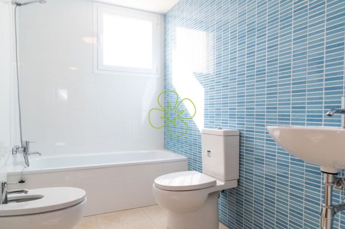 Image No.16-4 Bed Villa for sale