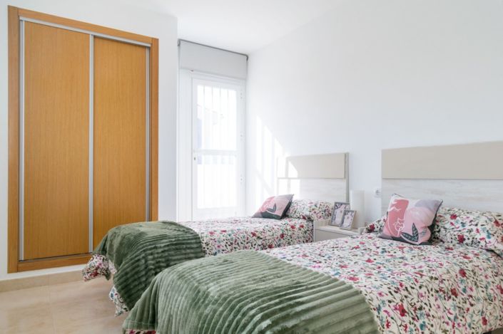 Image No.12-3 Bed Villa for sale