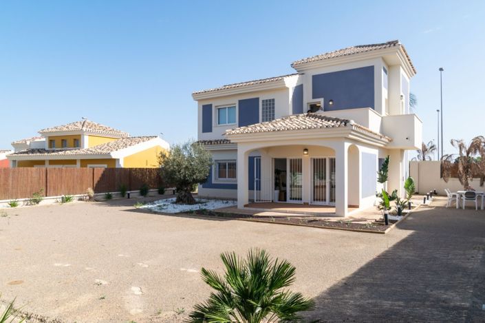 Image No.16-3 Bed Villa for sale