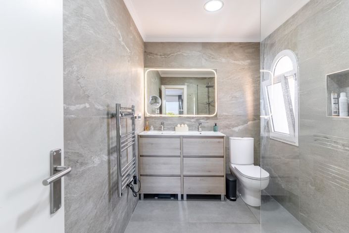 Image No.13-5 Bed Villa for sale