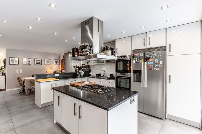 Image No.5-5 Bed Villa for sale