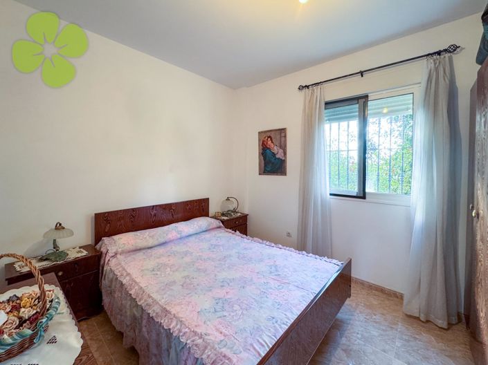 Image No.14-4 Bed Villa for sale