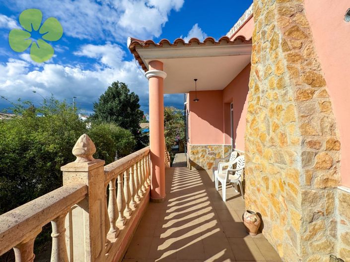 Image No.19-4 Bed Villa for sale