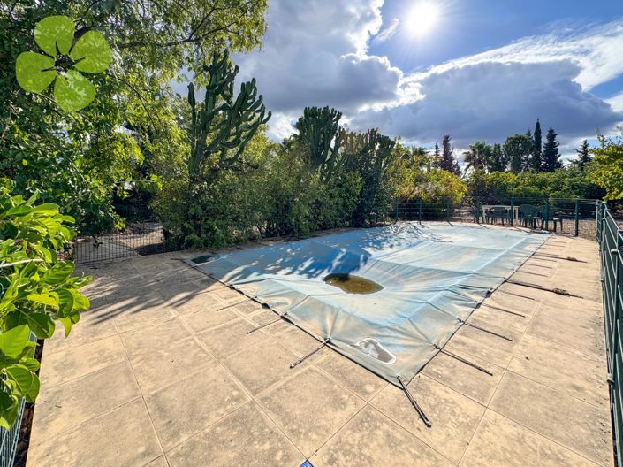 Image No.2-4 Bed Villa for sale