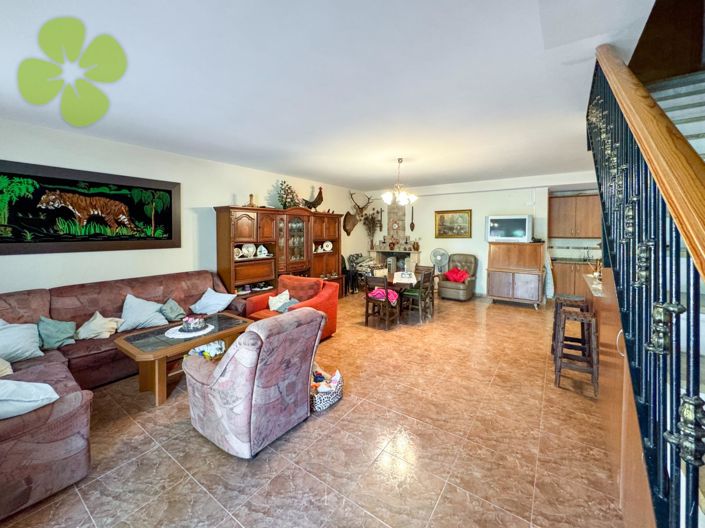 Image No.24-4 Bed Villa for sale