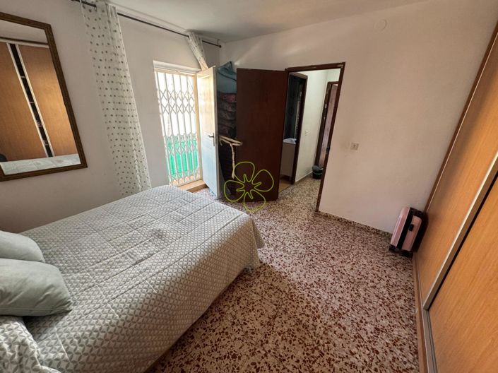 Image No.15-3 Bed Village House for sale