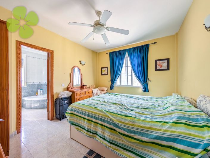 Image No.6-3 Bed Villa for sale