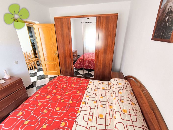 Image No.10-4 Bed Townhouse for sale