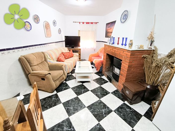 Image No.4-4 Bed Townhouse for sale