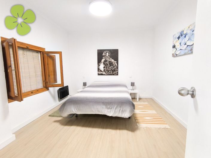 Image No.5-6 Bed Villa for sale