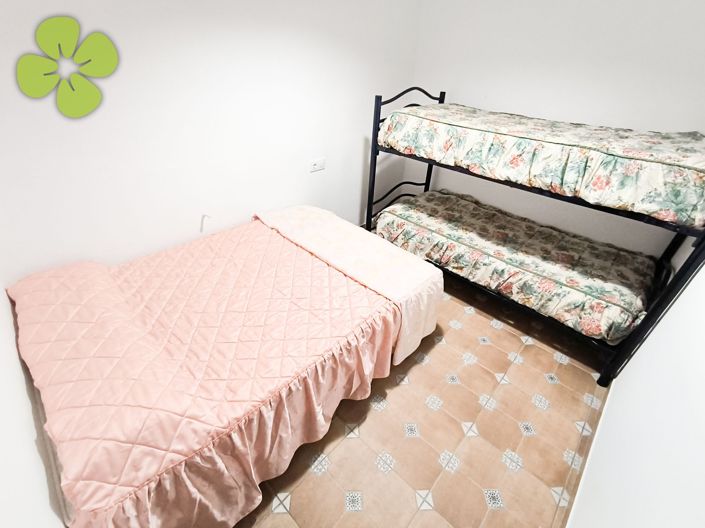 Image No.11-4 Bed Country House for sale