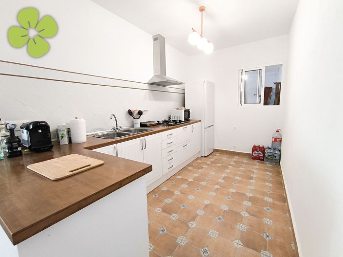 Image No.16-4 Bed Country House for sale