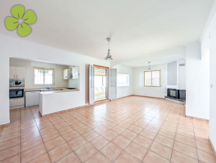 Image No.12-4 Bed Villa for sale