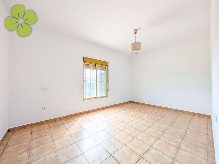 Image No.20-4 Bed Villa for sale