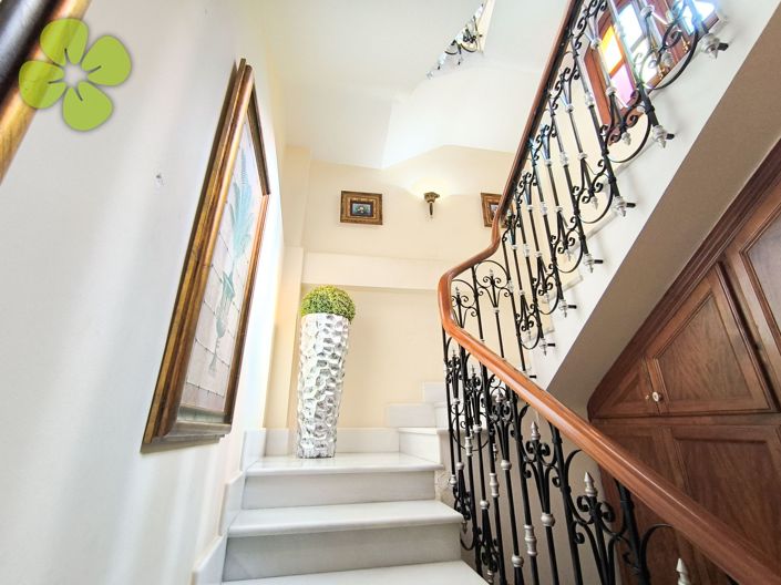 Image No.10-5 Bed Village House for sale