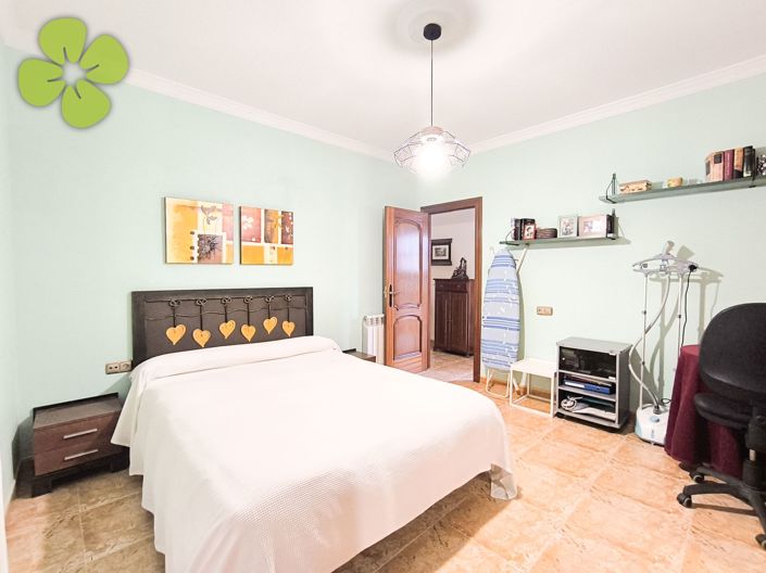 Image No.17-5 Bed Village House for sale