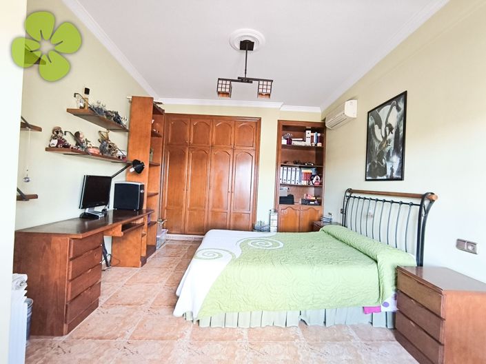 Image No.21-5 Bed Village House for sale