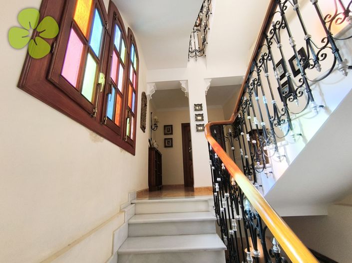 Image No.4-5 Bed Village House for sale