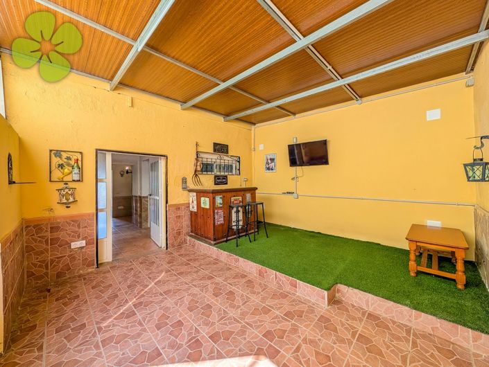 Image No.22-3 Bed Country House for sale