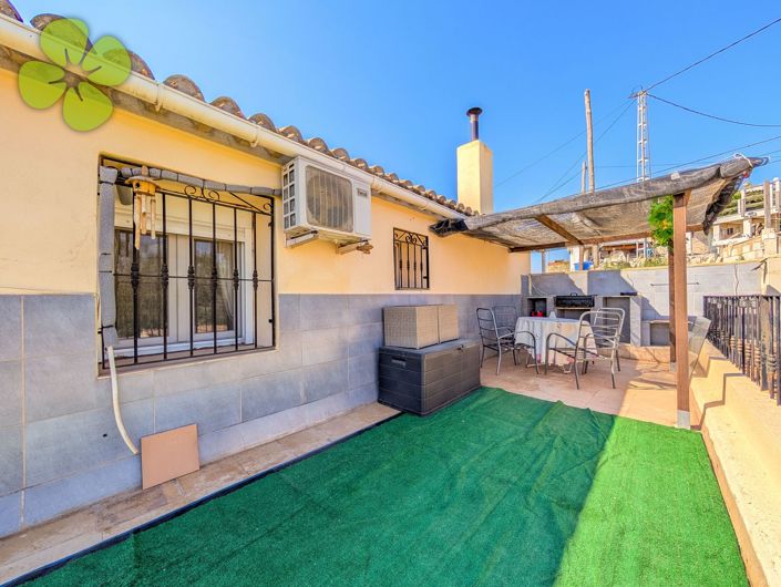 Image No.25-3 Bed Country House for sale