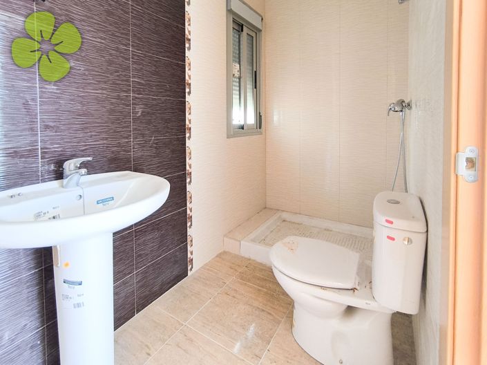 Image No.11-3 Bed Apartment for sale