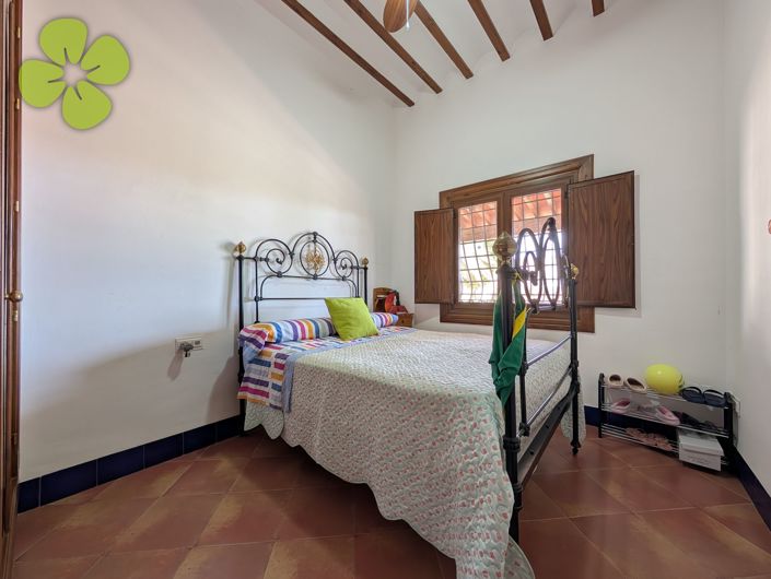 Image No.13-4 Bed Villa for sale