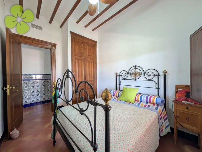 Image No.14-4 Bed Villa for sale