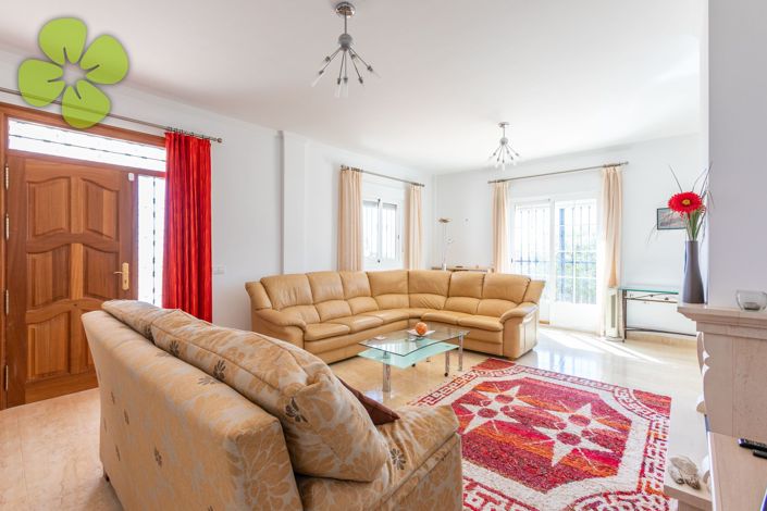 Image No.3-3 Bed Villa for sale