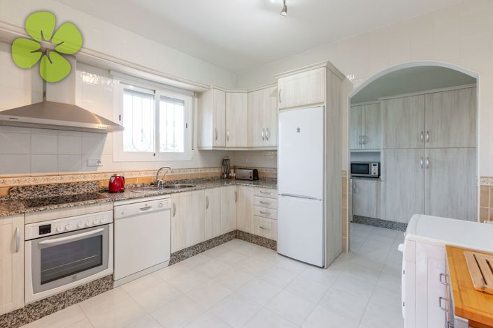 Image No.7-3 Bed Villa for sale