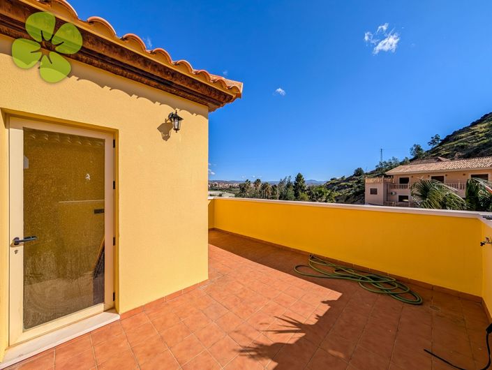 Image No.17-3 Bed Duplex for sale