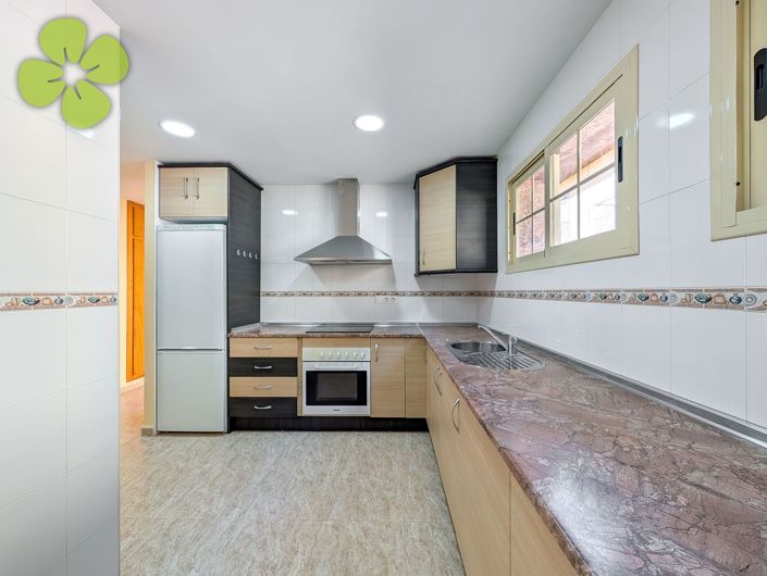 Image No.7-3 Bed Duplex for sale