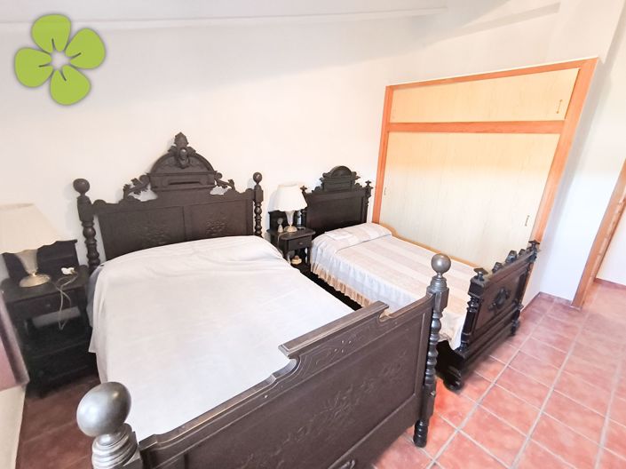 Image No.18-6 Bed Country House for sale