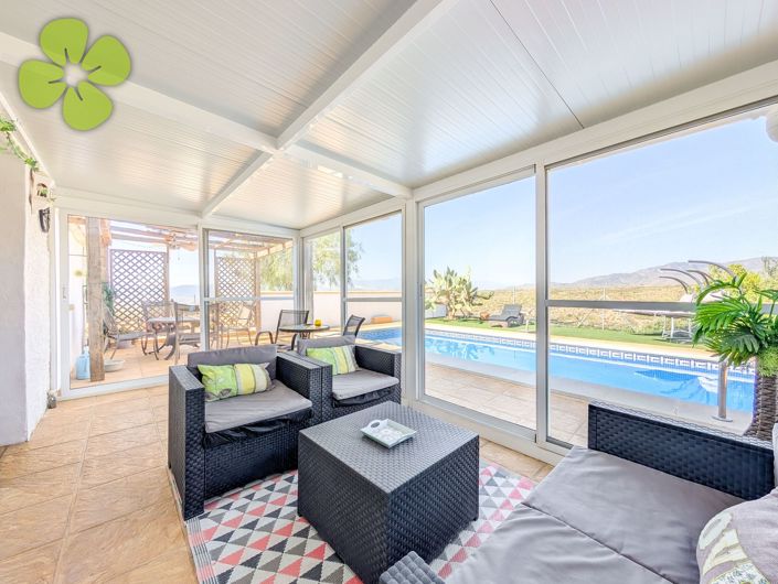 Image No.18-3 Bed Country House for sale