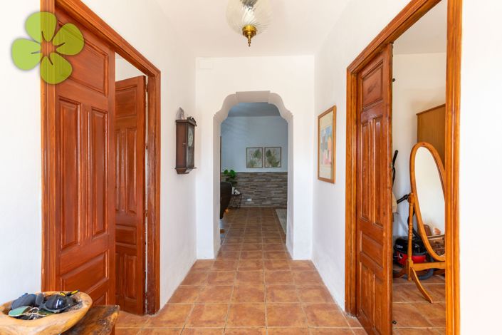 Image No.5-3 Bed Country House for sale