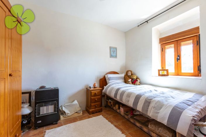 Image No.9-3 Bed Country House for sale