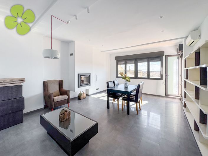 Image No.4-4 Bed Village House for sale